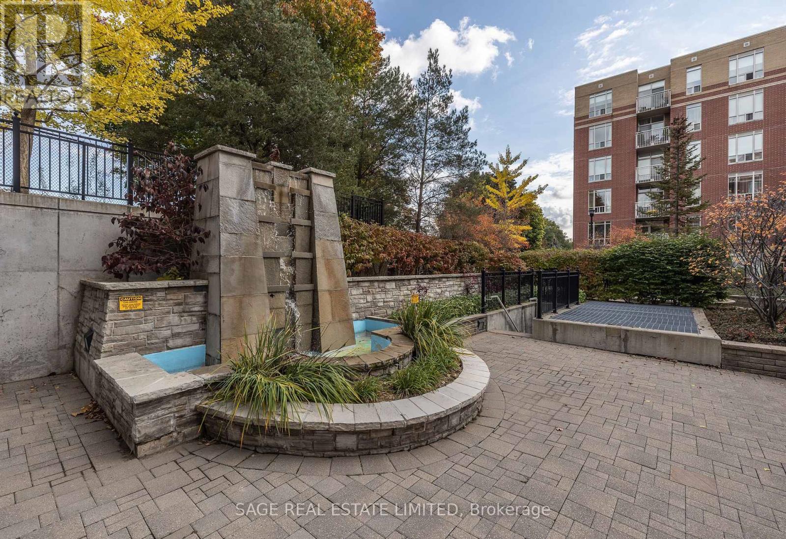 Photo 23 of 212 485 Rosewell Avenue, Toronto ON