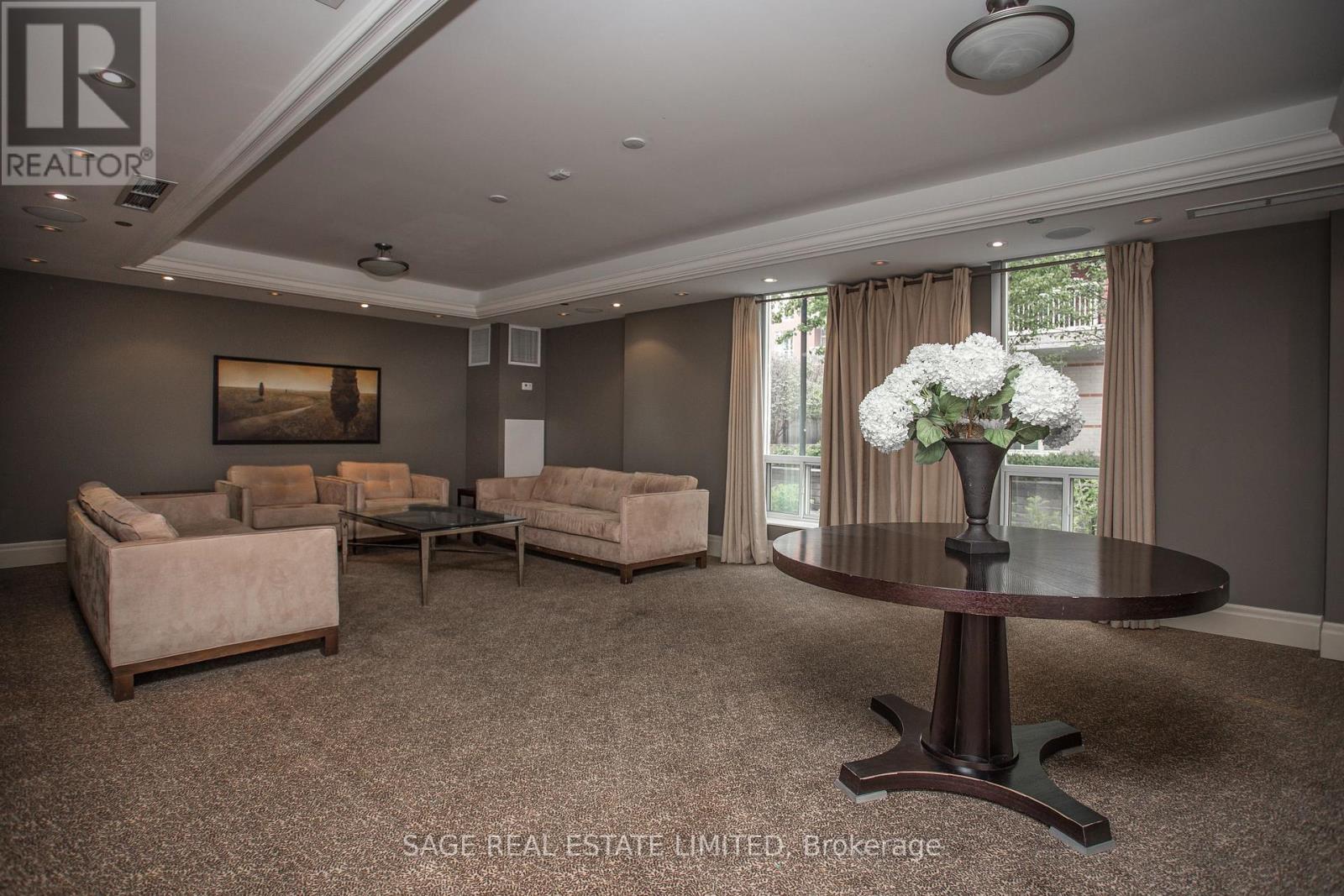Photo 30 of 212 485 Rosewell Avenue, Toronto ON