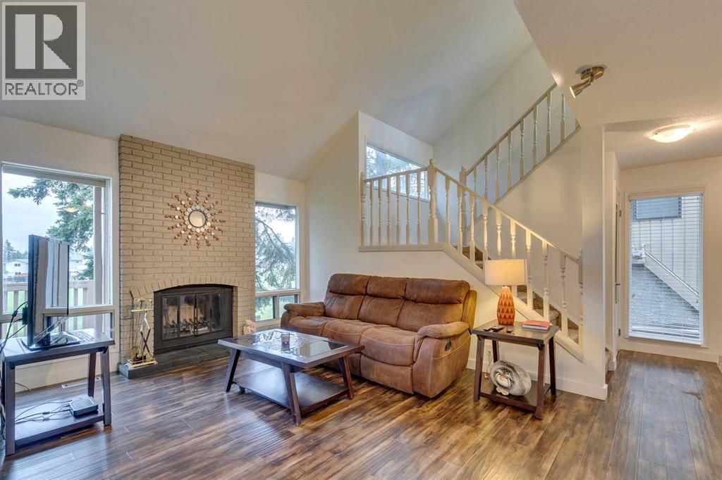 Single Family House for Sale in   Beacham Way NW Beddington Heights Calgary 