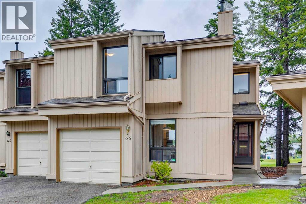 Single Family House for Sale in   Beacham Way NW Beddington Heights Calgary 