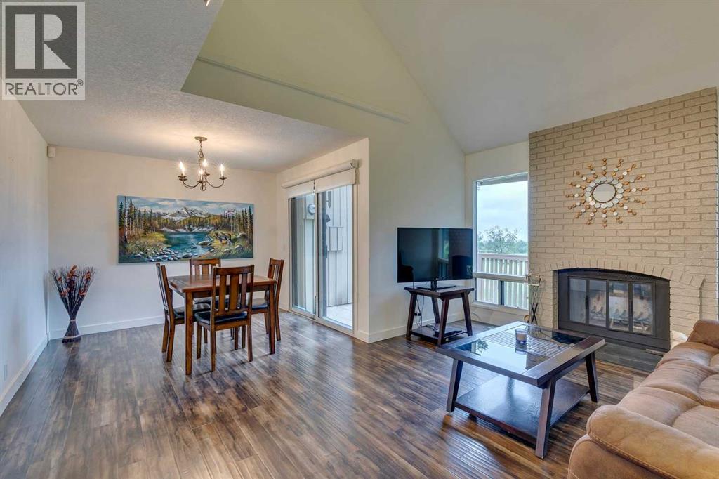 Single Family House for Sale in   Beacham Way NW Beddington Heights Calgary 