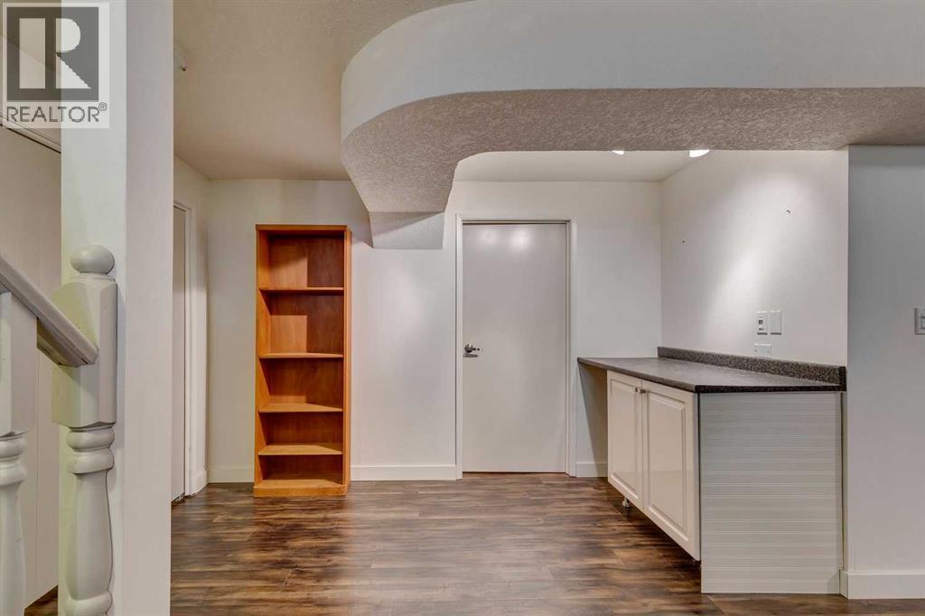 Single Family House for Sale in   Beacham Way NW Beddington Heights Calgary 