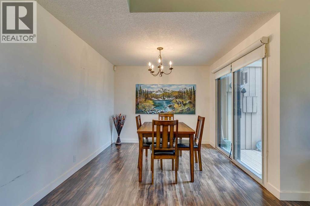 Single Family House for Sale in   Beacham Way NW Beddington Heights Calgary 