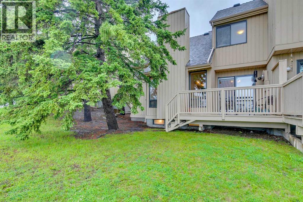 Single Family House for Sale in   Beacham Way NW Beddington Heights Calgary 
