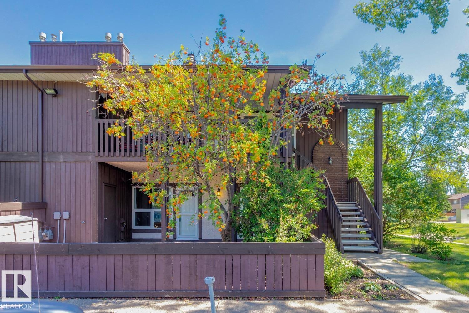 Photo 34 of 206 Surrey Gardens Gd Nw, Edmonton AB