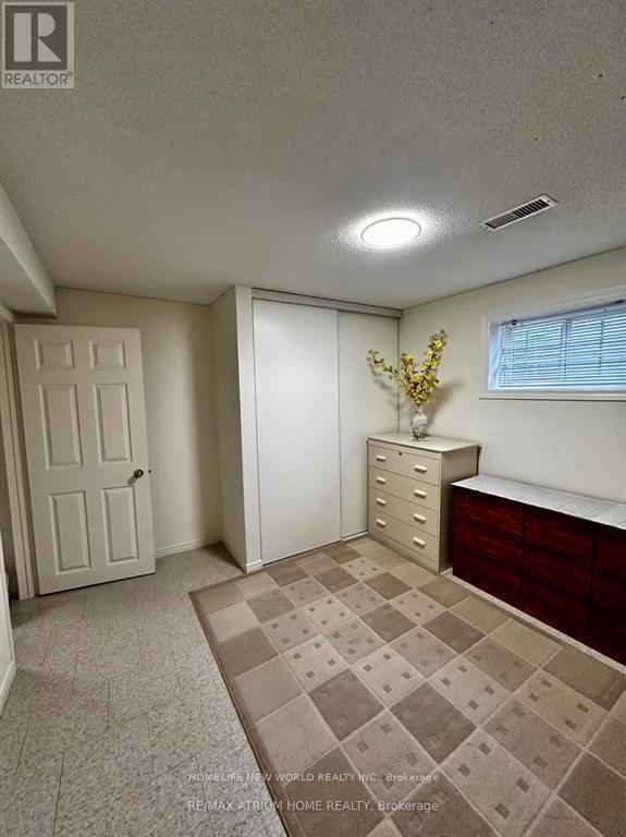 Photo 6 of Bsmt 183 Hertford Crescent, Markham ON