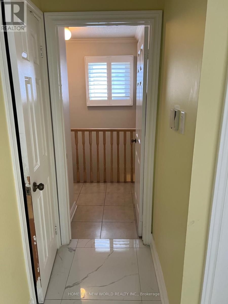 Photo 6 of Bsmt Rm 1 27 Wilclay Avenue, Markham ON