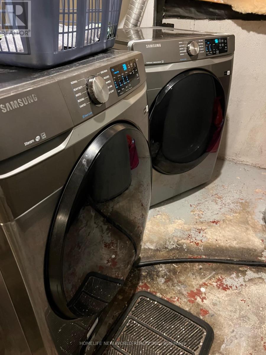 Photo 3 of Main Rm 1 27 Wilclay Avenue, Markham ON