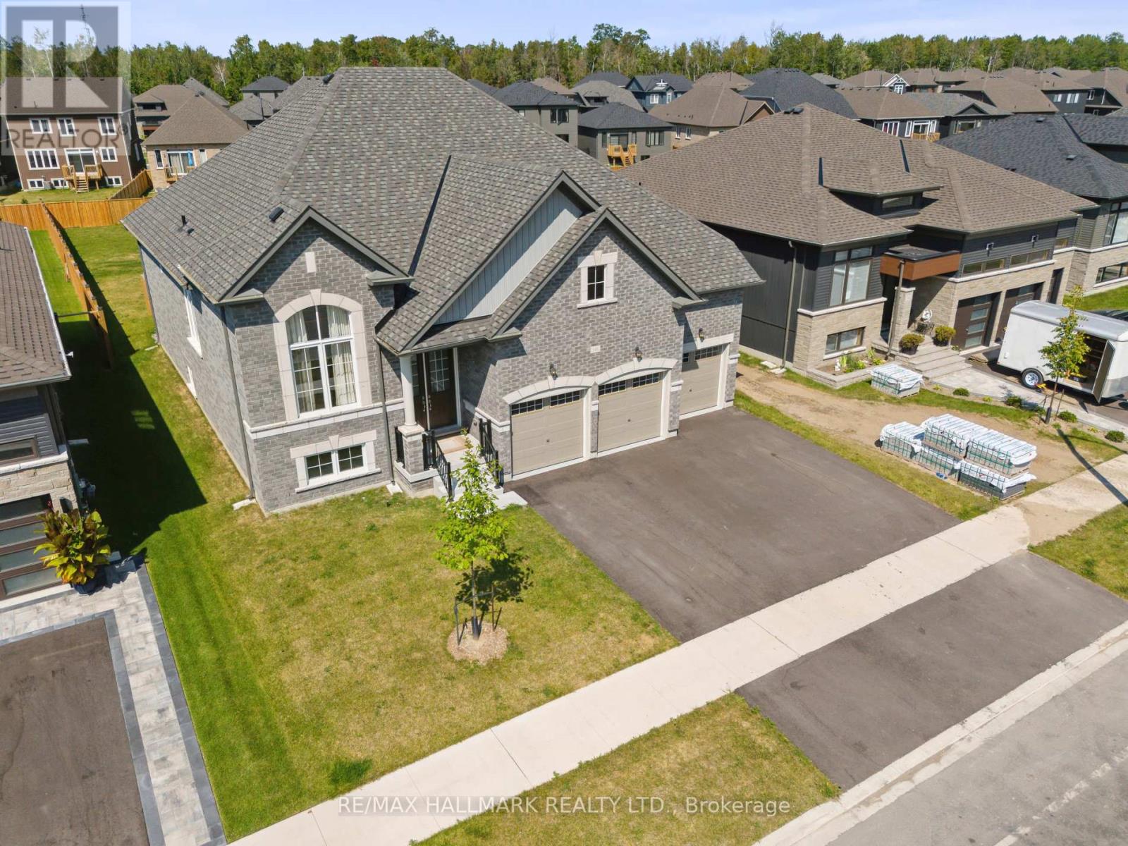 Photo 28 of 346 Ramblewood Drive, Wasaga Beach ON
