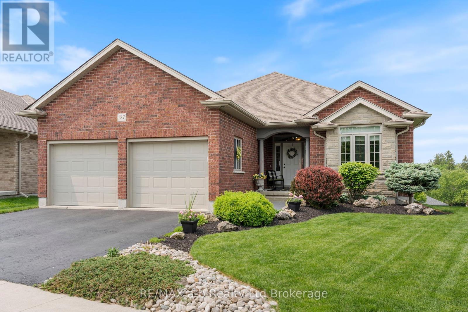 Photo 26 of 127 Gerber Meadows Drive, Wellesley ON