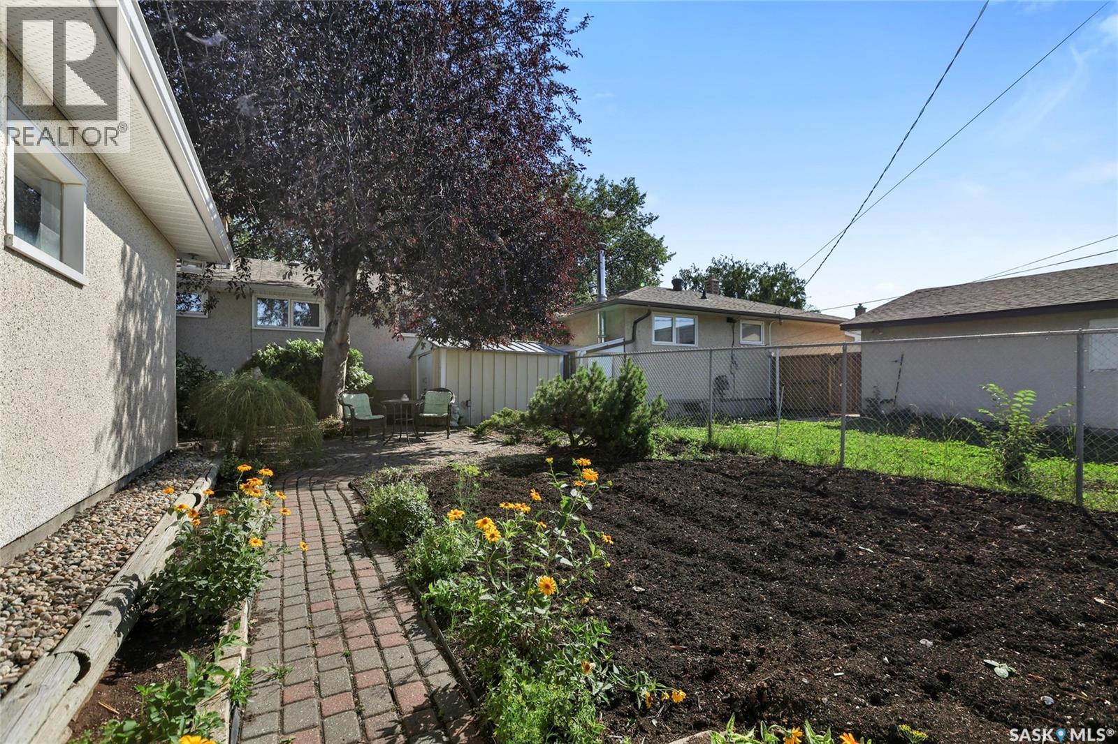 Photo 6 of 144 Woodward Avenue, Regina SK