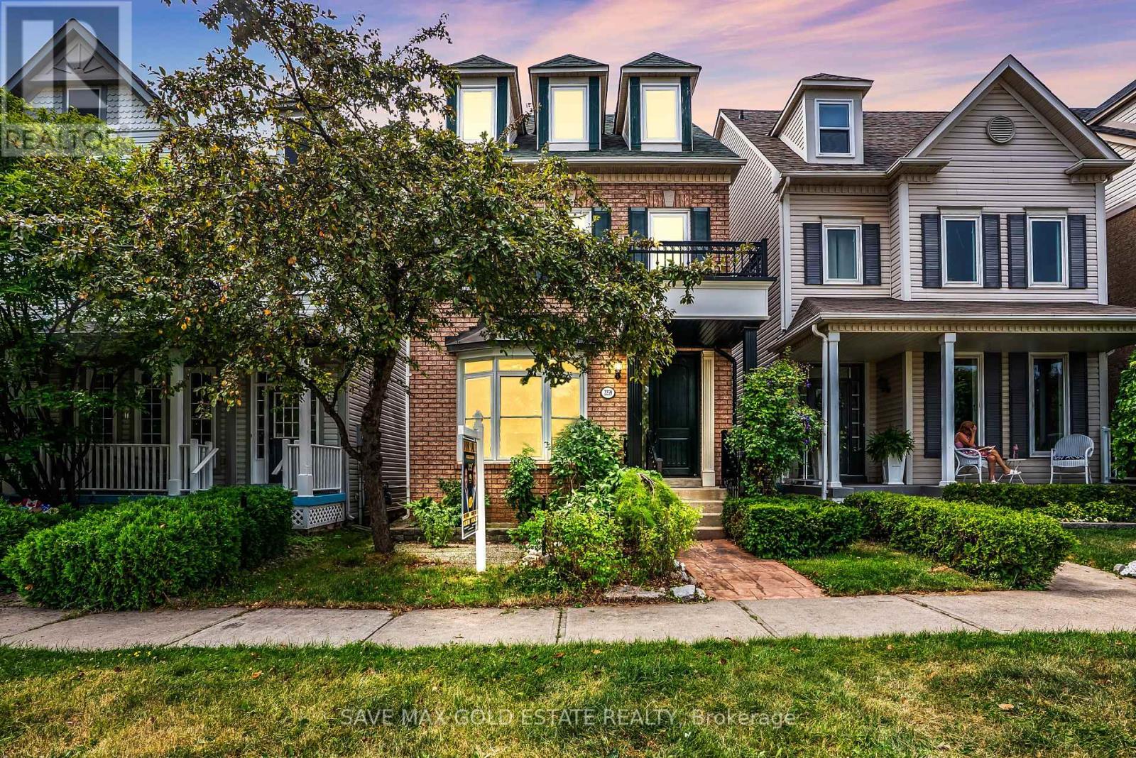 Photo 1 of 2259 Meadowland Drive N, Oakville ON