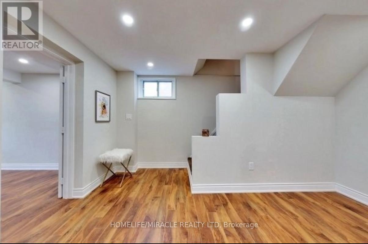 Photo 1 of 14 Belgate Place, Toronto ON
