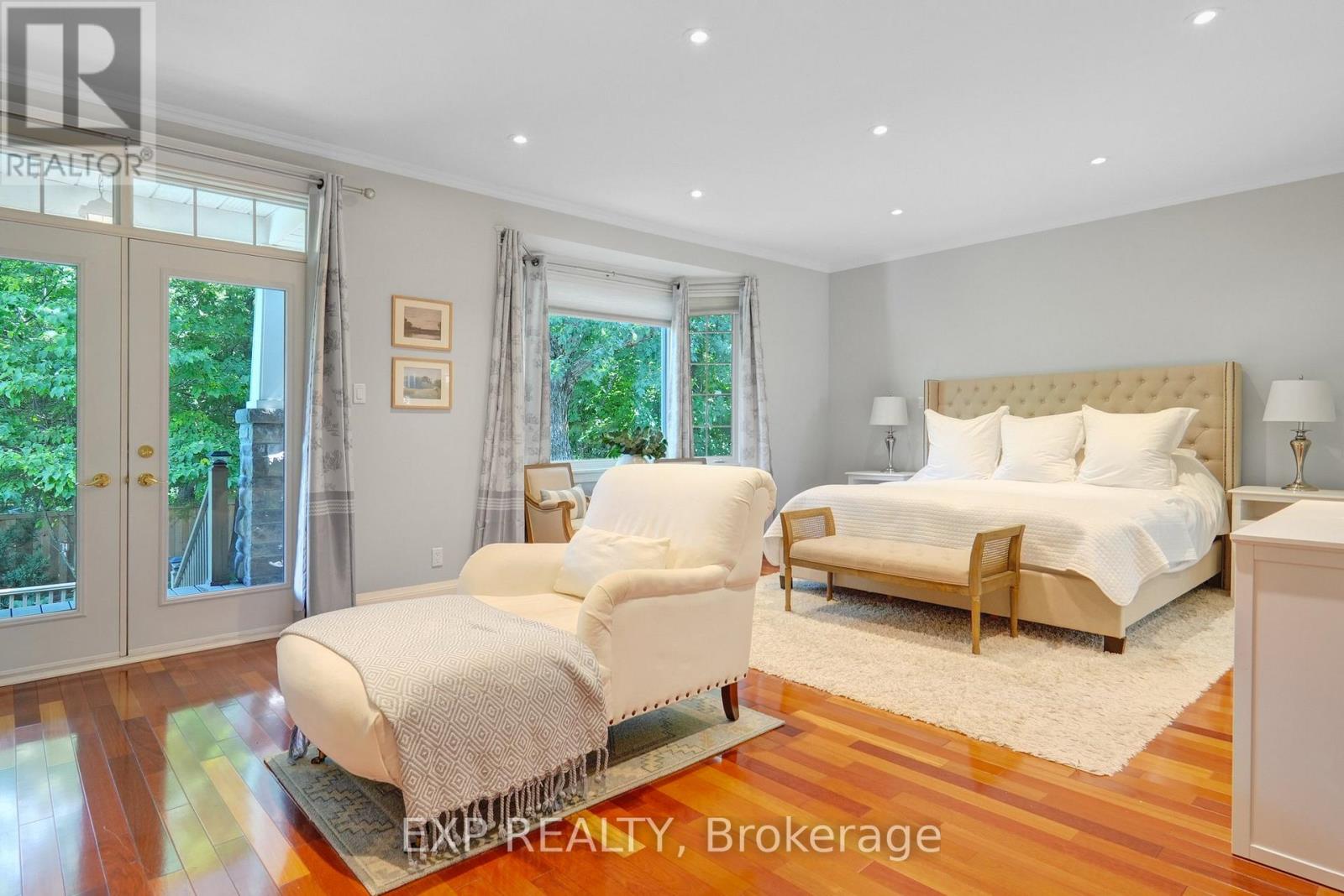 Photo 35 of 72 Delong Drive, Ottawa ON