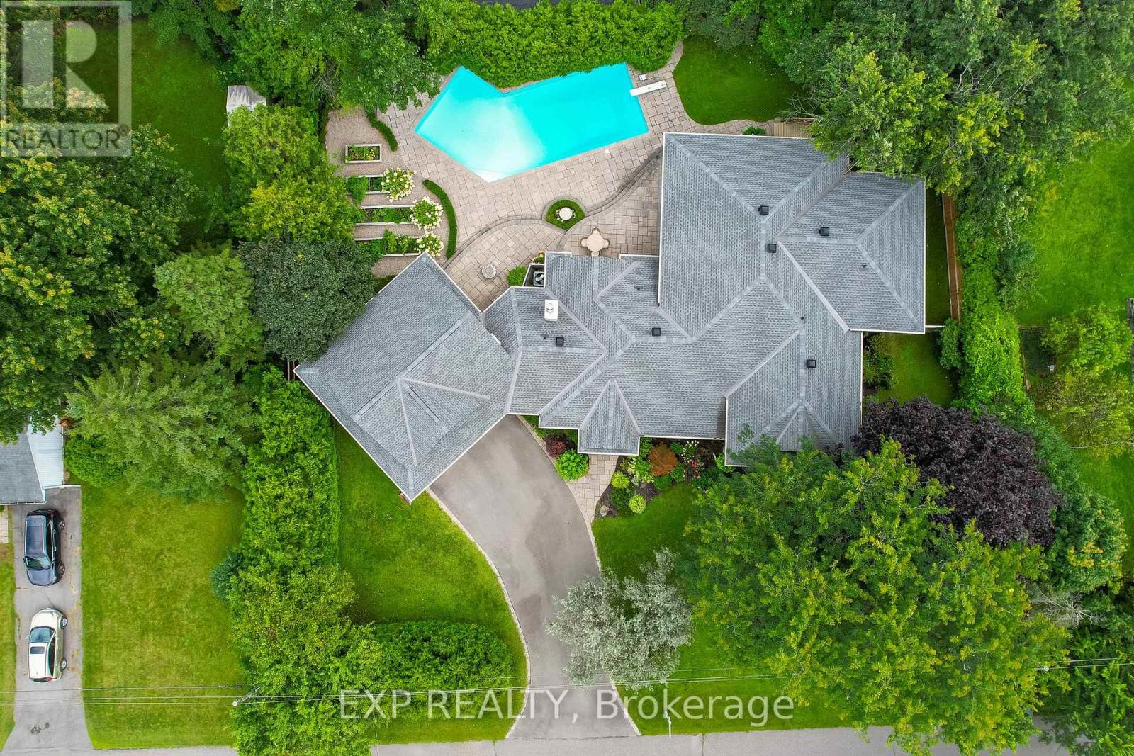 Photo 30 of 72 Delong Drive, Ottawa ON