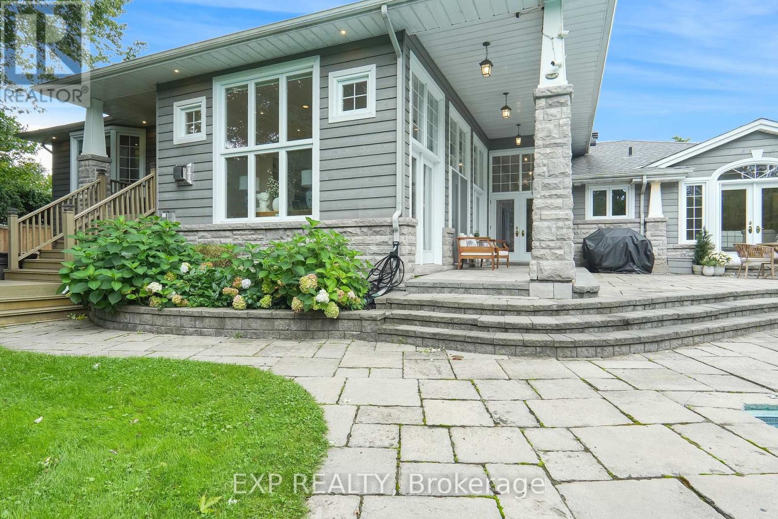 Photo 27 of 72 Delong Drive, Ottawa ON
