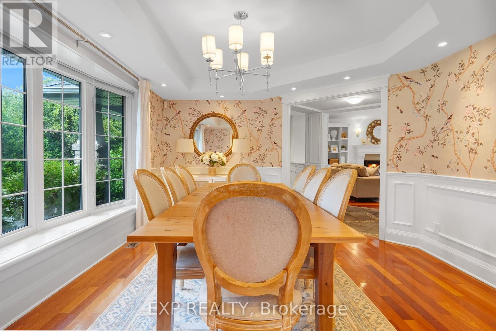 Photo 11 of 72 Delong Drive, Ottawa ON