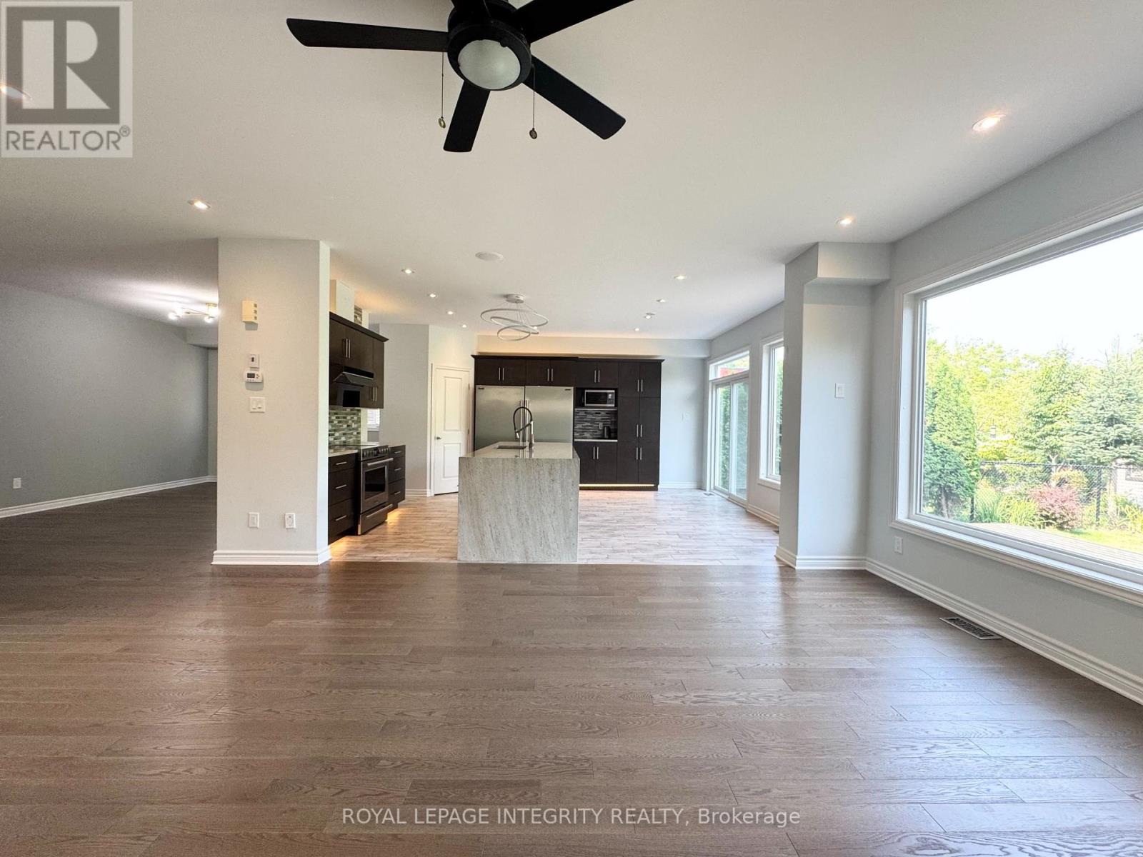 Photo 39 of 170 Escarpment Crescent, Ottawa ON