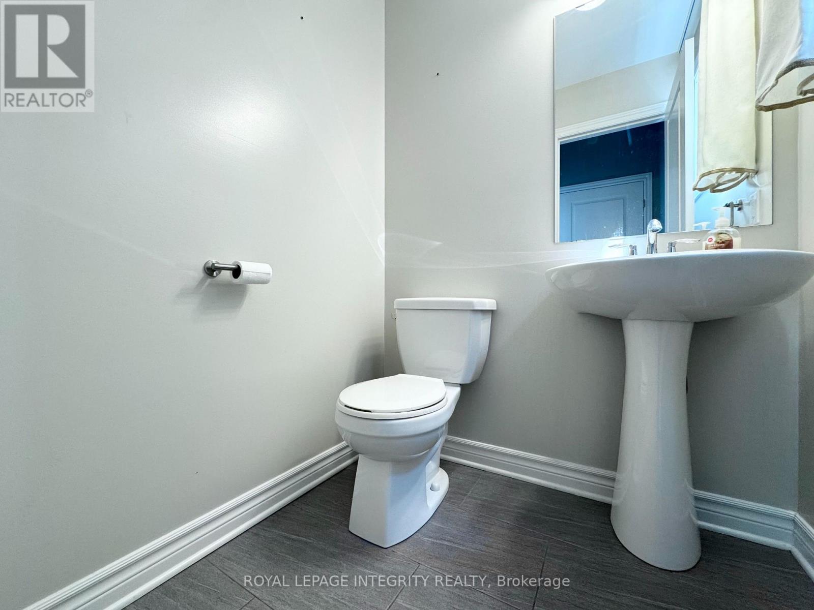 Photo 37 of 170 Escarpment Crescent, Ottawa ON