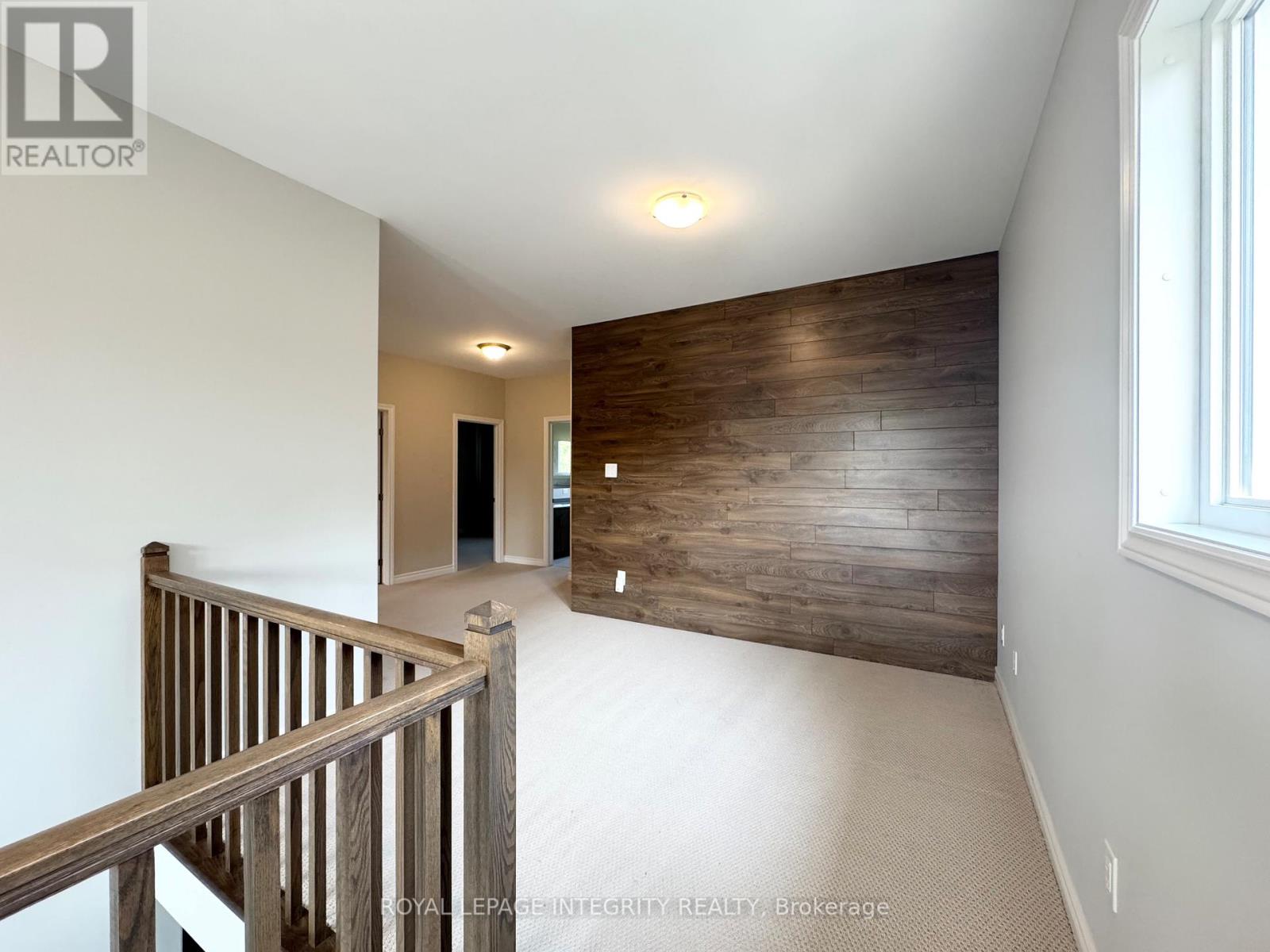 Photo 12 of 170 Escarpment Crescent, Ottawa ON