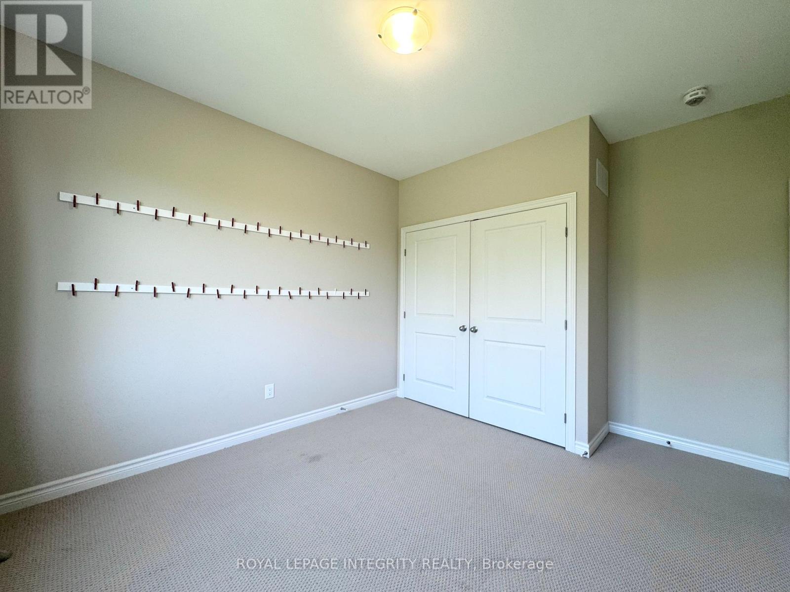 Photo 1 of 170 Escarpment Crescent, Ottawa ON