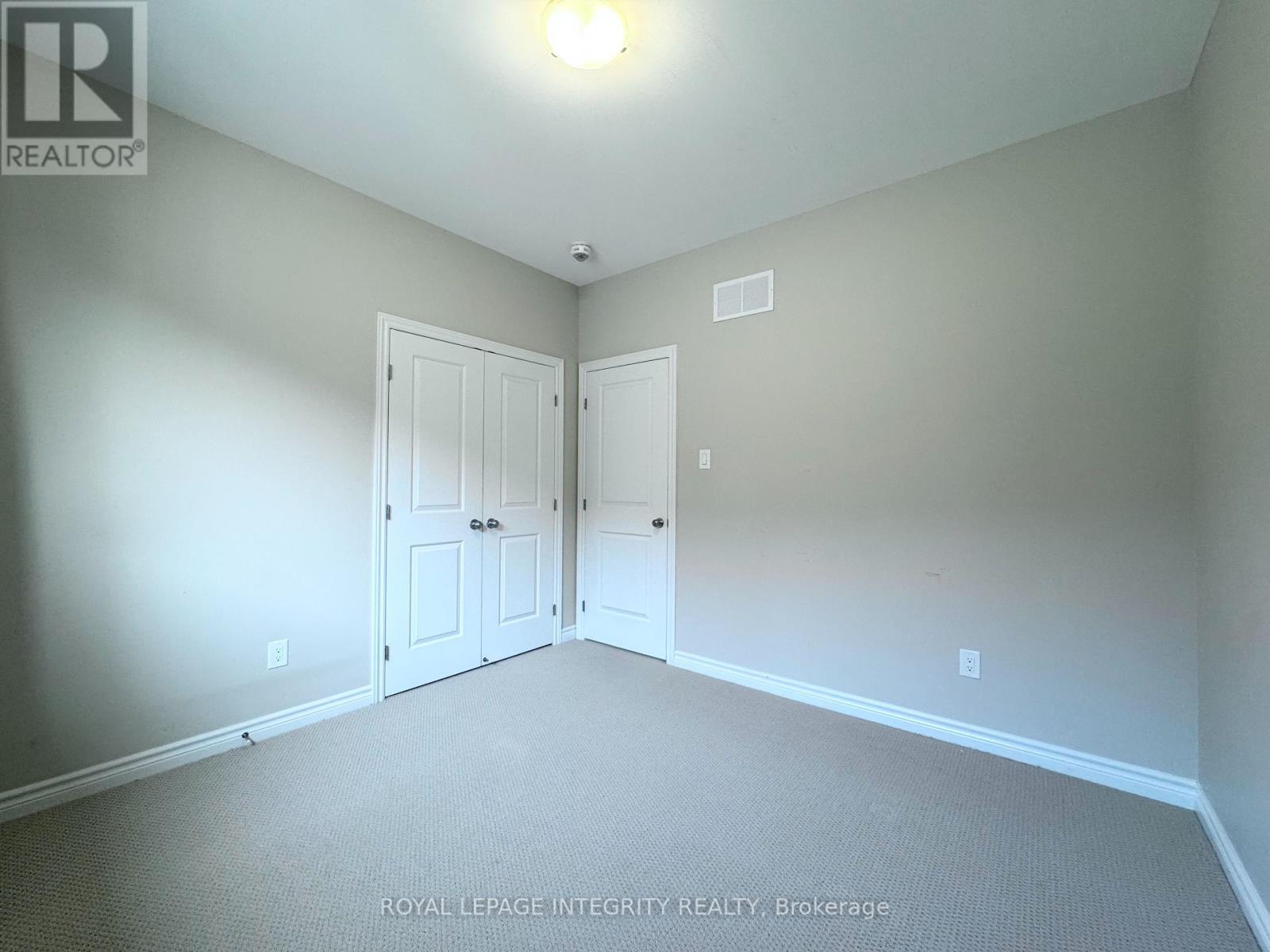 Photo 32 of 170 Escarpment Crescent, Ottawa ON