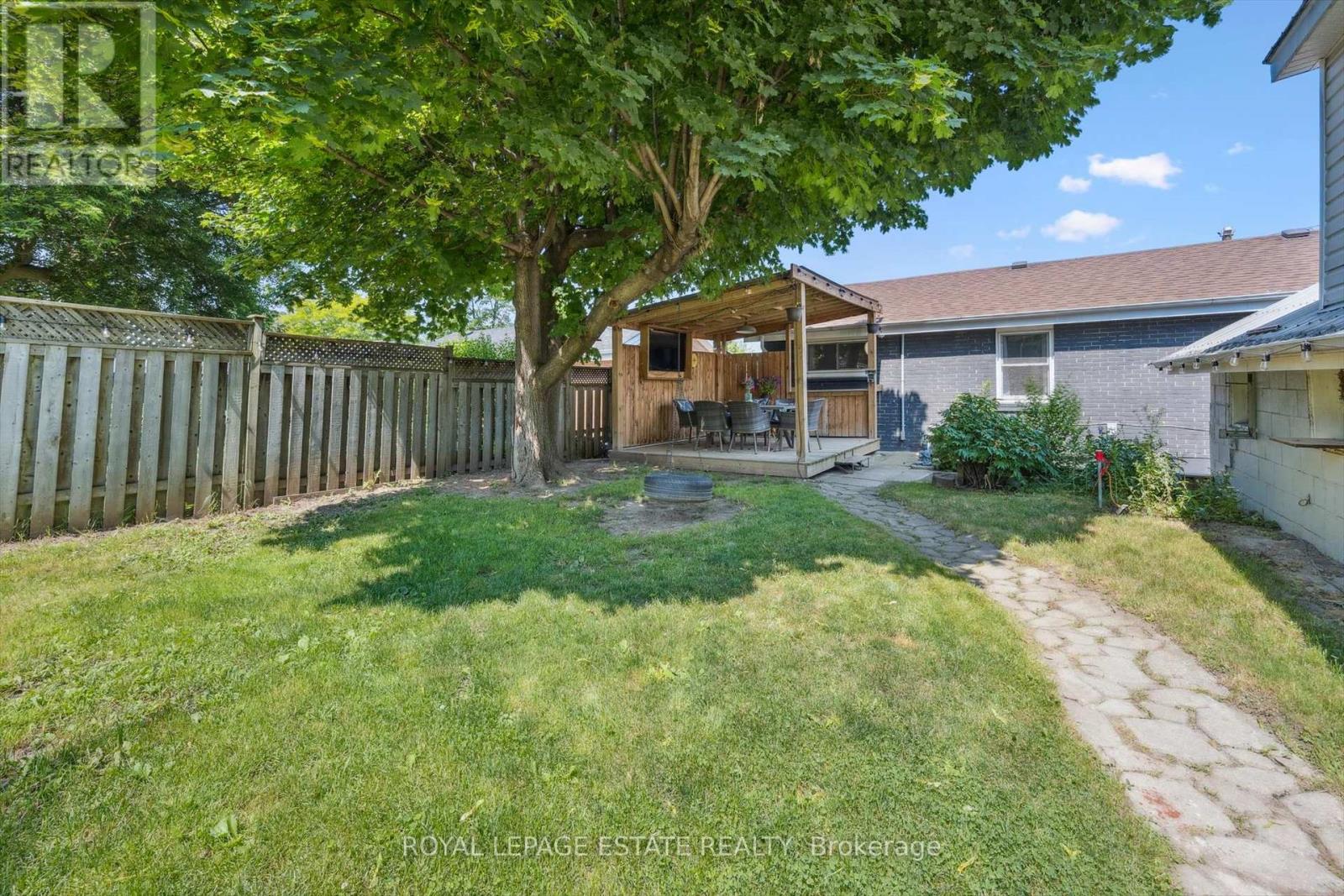 Photo 32 of 57 Nanwood Drive, Brampton ON