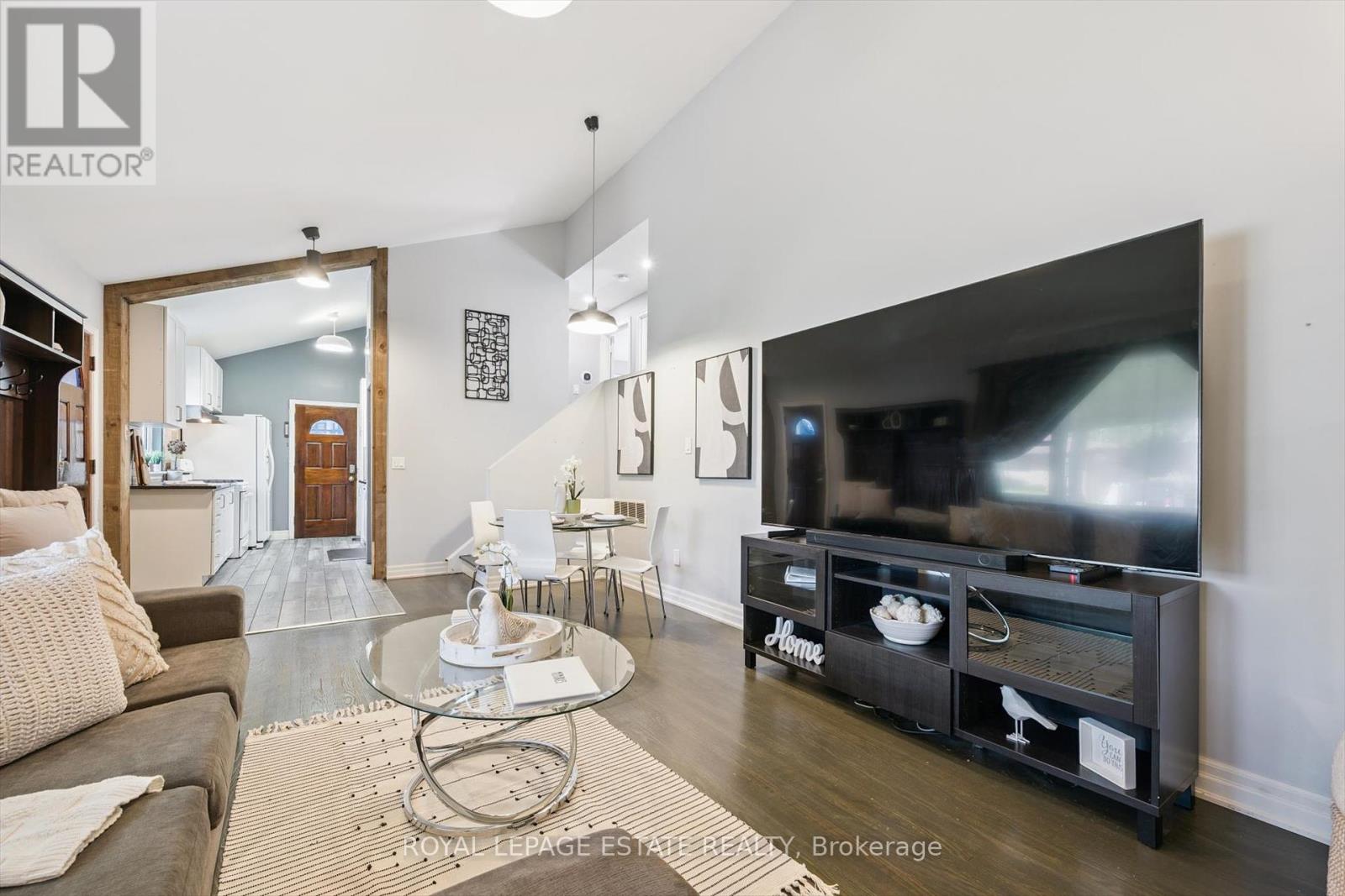 Photo 19 of 57 Nanwood Drive, Brampton ON