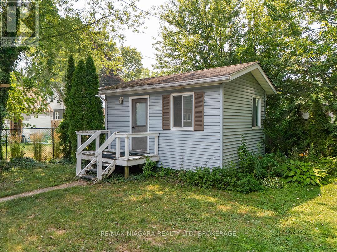 Photo 18 of 225 Edgar Street, Welland ON