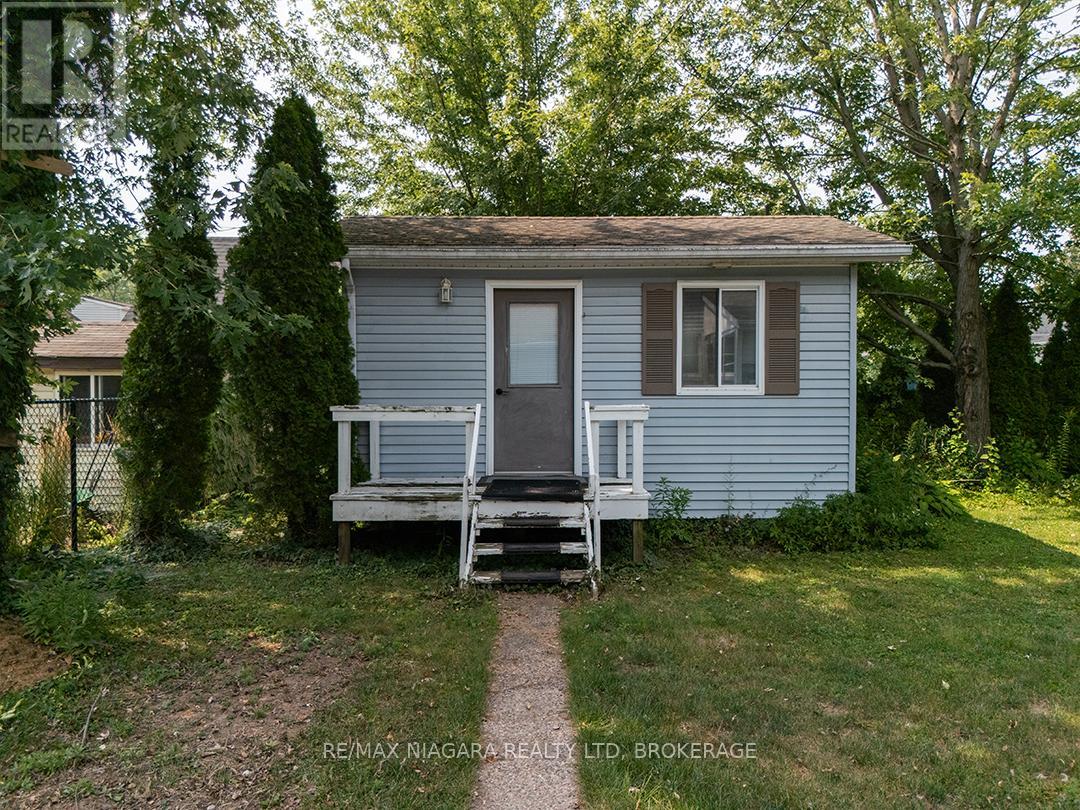 Photo 11 of 225 Edgar Street, Welland ON