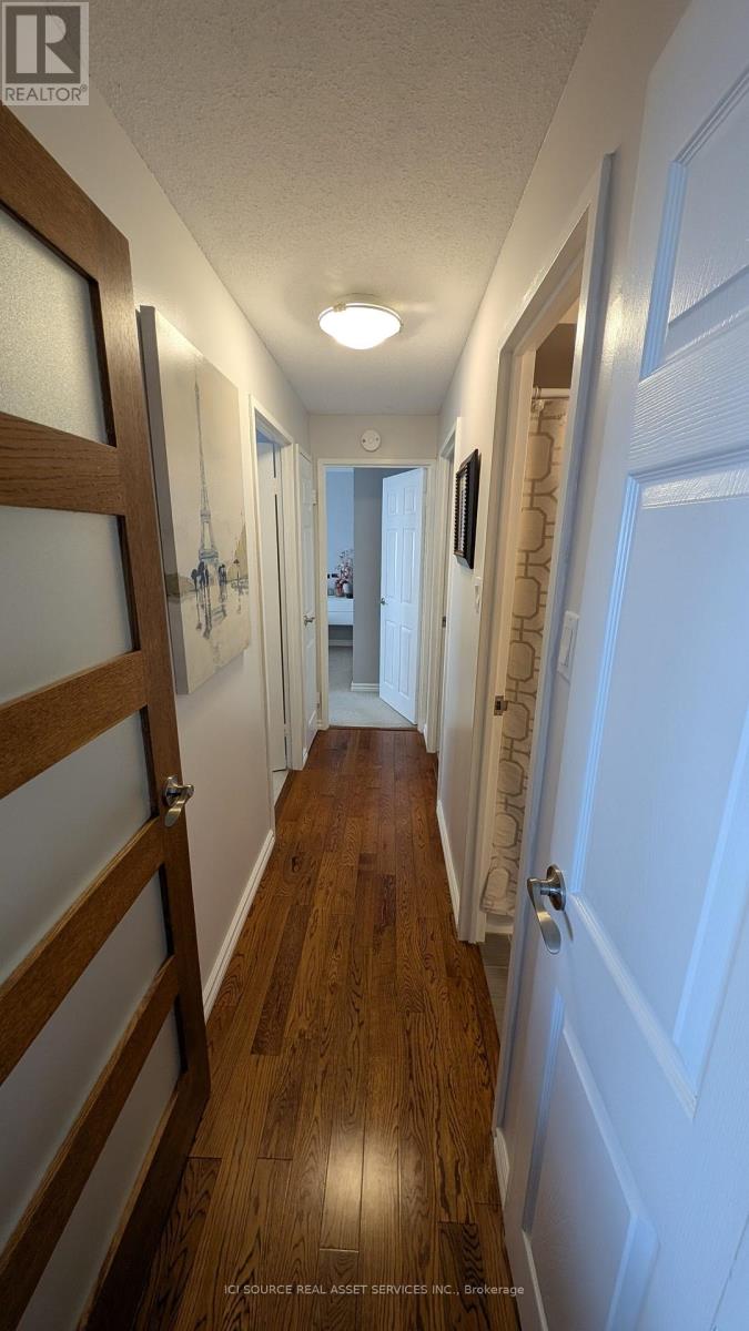 Photo 15 of 711 20 Chesterton Drive, Ottawa ON