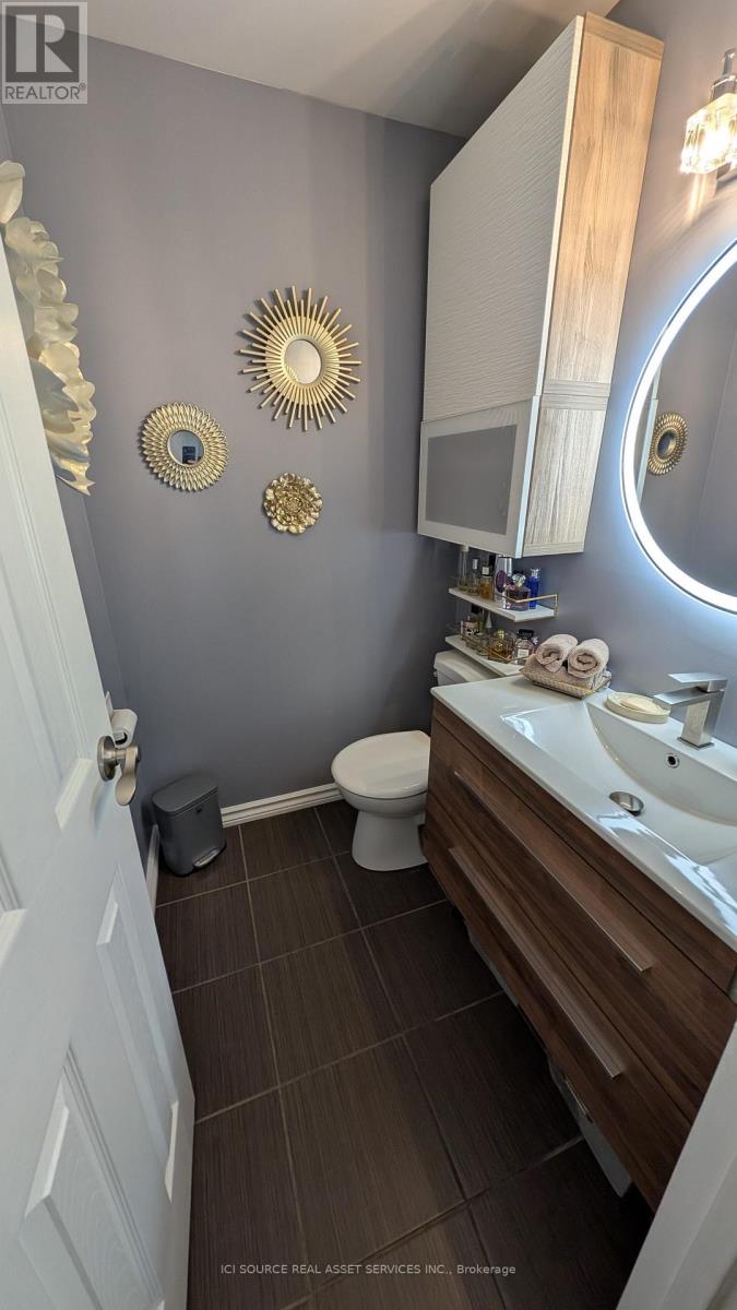 Photo 18 of 711 20 Chesterton Drive, Ottawa ON