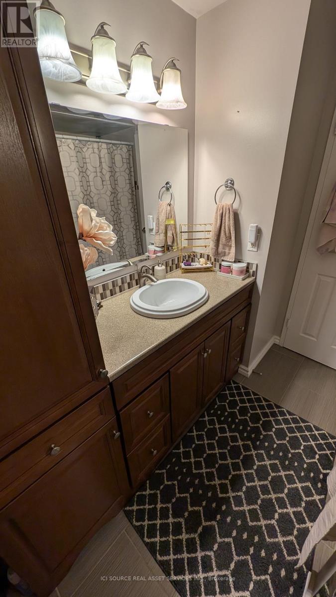 Photo 26 of 711 20 Chesterton Drive, Ottawa ON