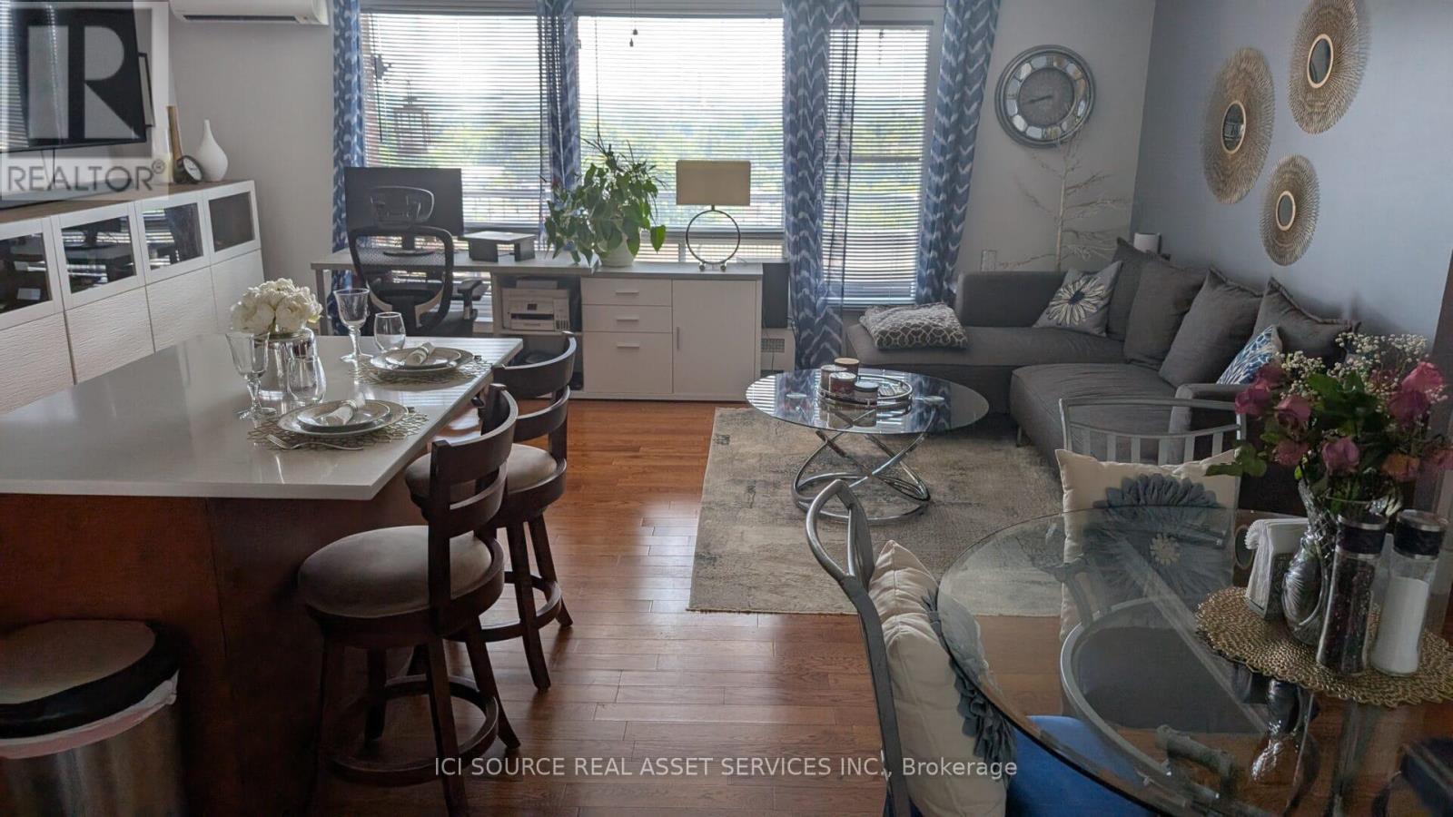 Photo 6 of 711 20 Chesterton Drive, Ottawa ON