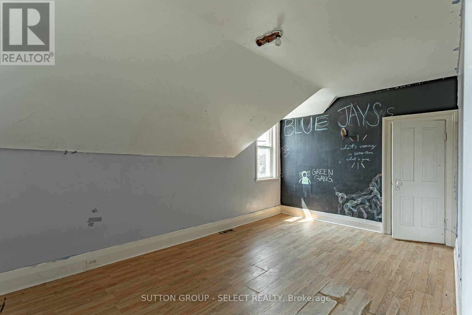 Photo 15 of 1064 Western Road, London North ON
