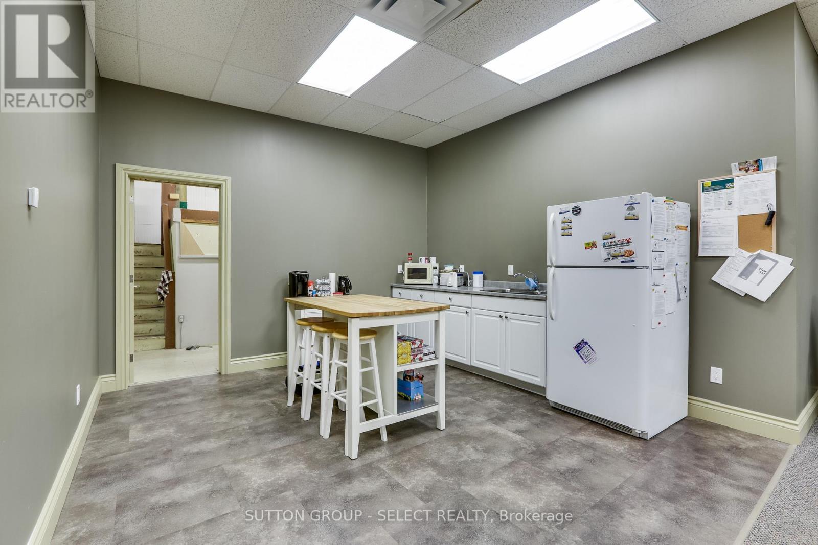 Photo 23 of 581 583 Talbot Street, St Thomas ON