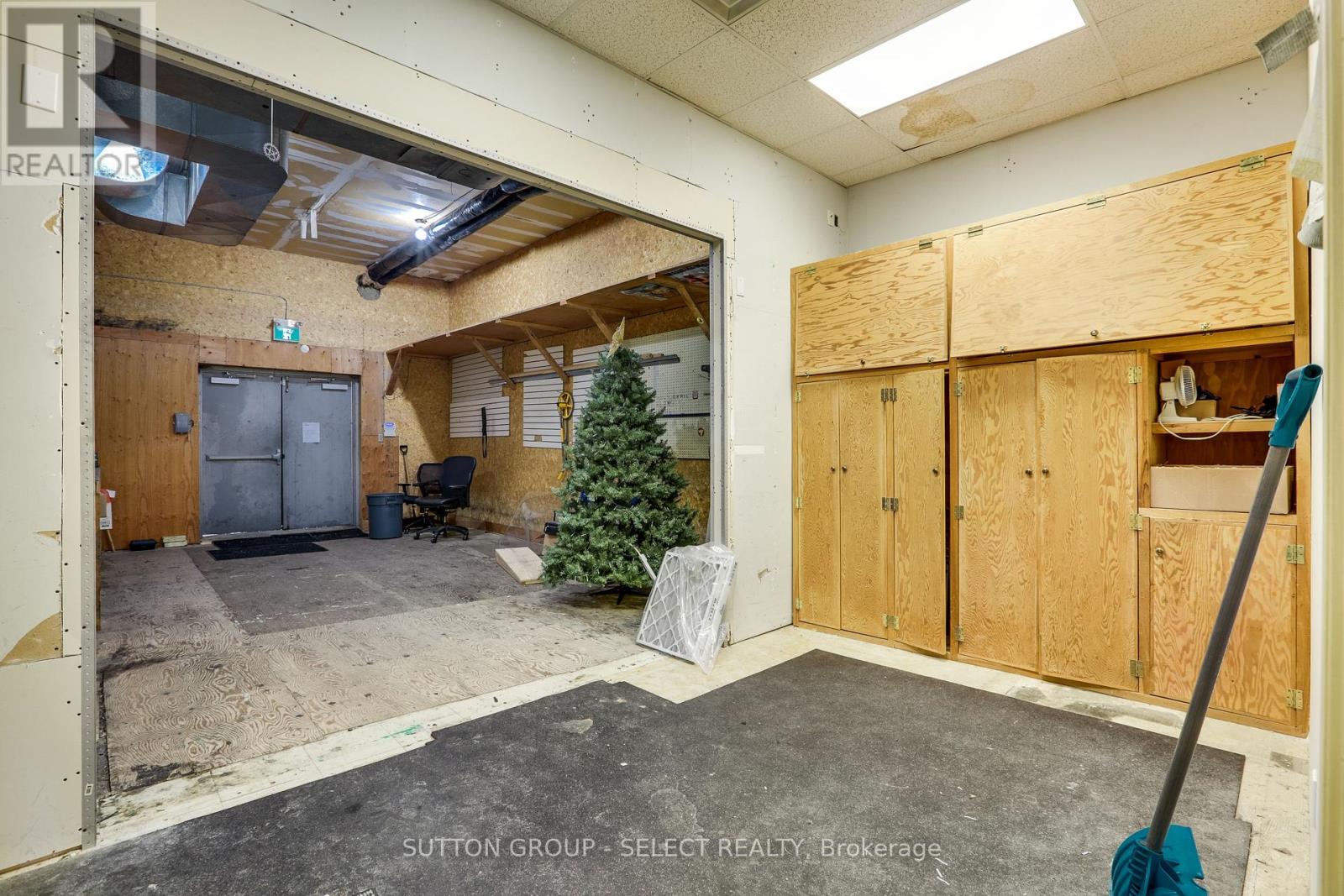 Photo 24 of 581 583 Talbot Street, St Thomas ON