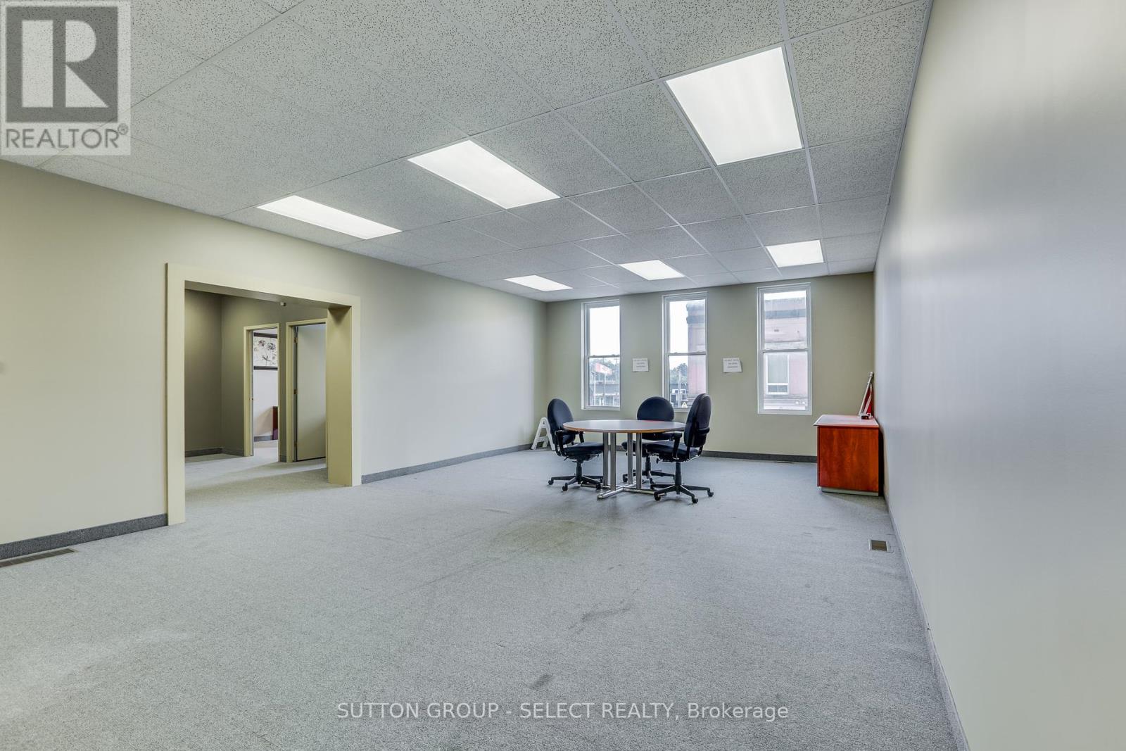 Photo 17 of 581 583 Talbot Street, St Thomas ON