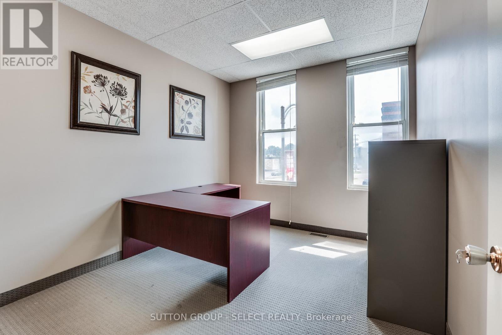Photo 18 of 581 583 Talbot Street, St Thomas ON