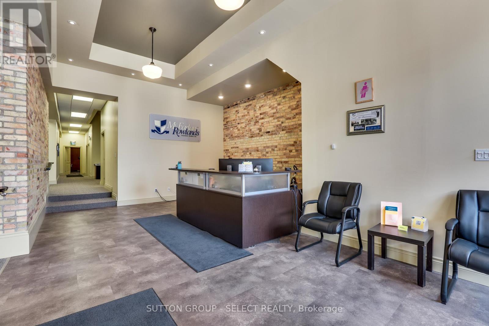 Photo 10 of 581 583 Talbot Street, St Thomas ON