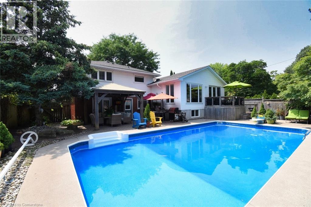 Photo 40 of 4131 Lorraine Crescent, Burlington ON