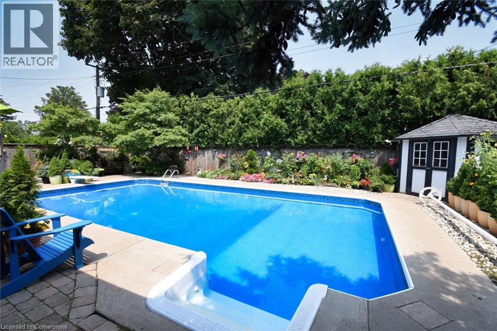 Photo 50 of 4131 Lorraine Crescent, Burlington ON