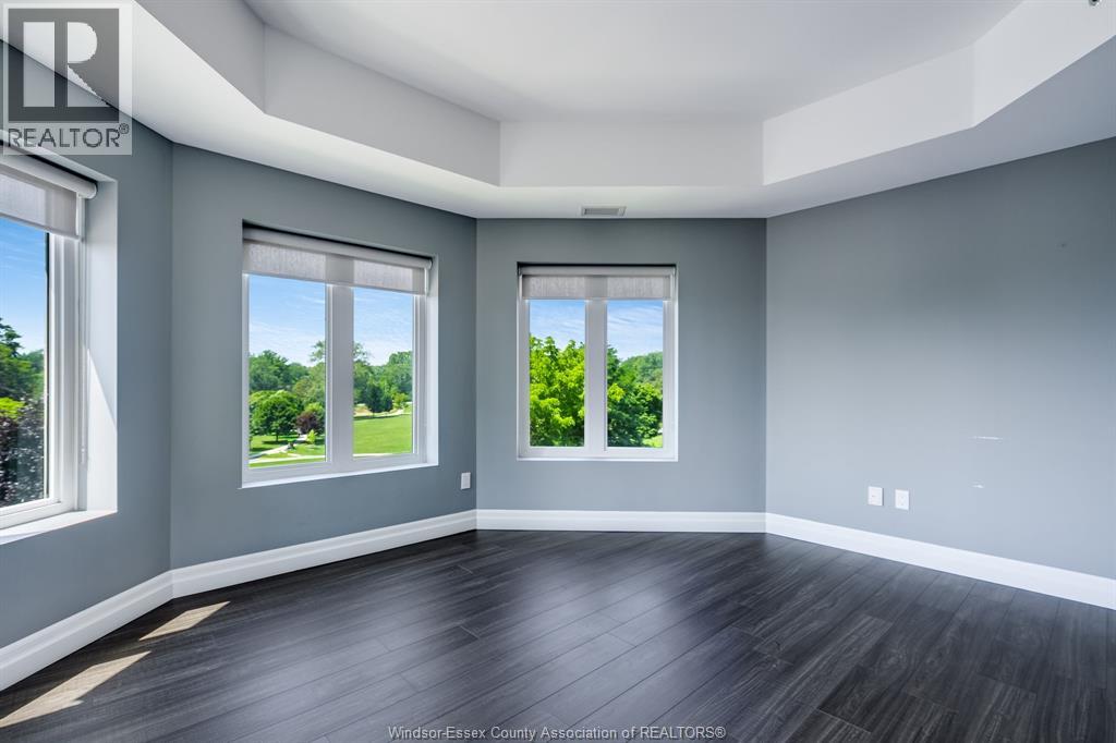 Photo 4 of 6 Park Street Unit 301, Kingsville ON