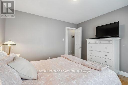 Photo 26 of 747 Alexander Drive, Selwyn ON