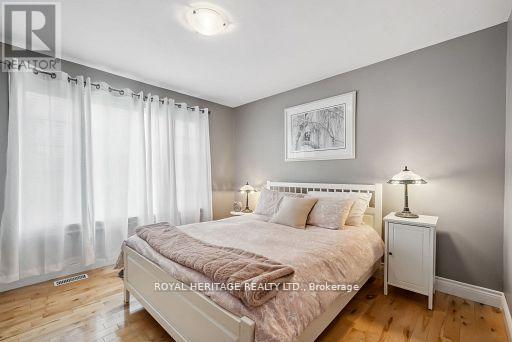 Photo 18 of 747 Alexander Drive, Selwyn ON