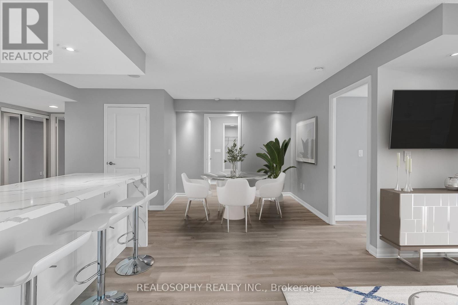 Photo 5 of 715 85 East Liberty Street, Toronto ON