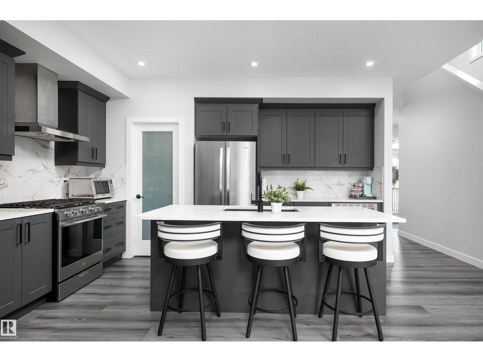 Photo 5 of 20892 131 Av Nw, Edmonton AB