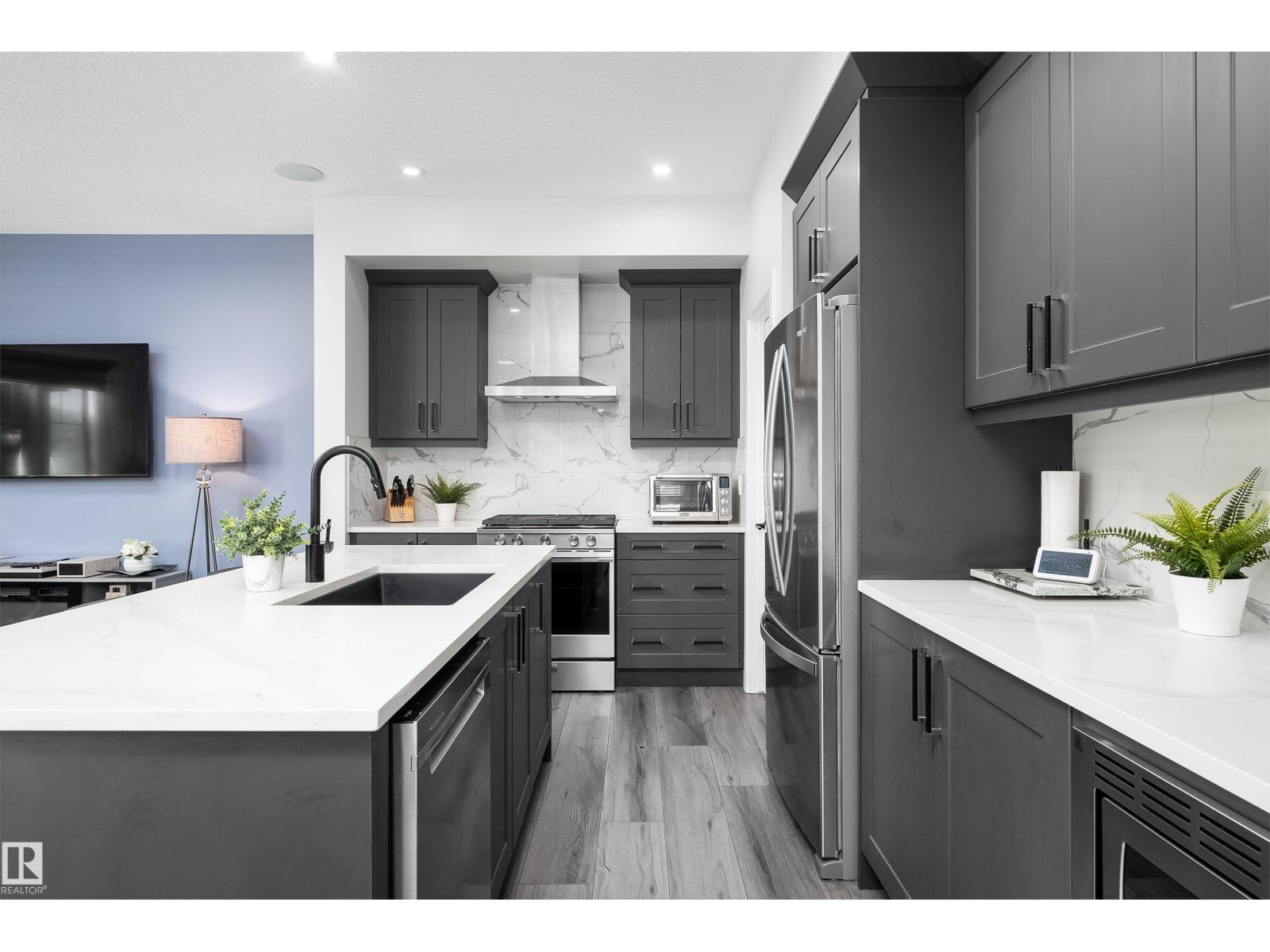 Photo 6 of 20892 131 Av Nw, Edmonton AB