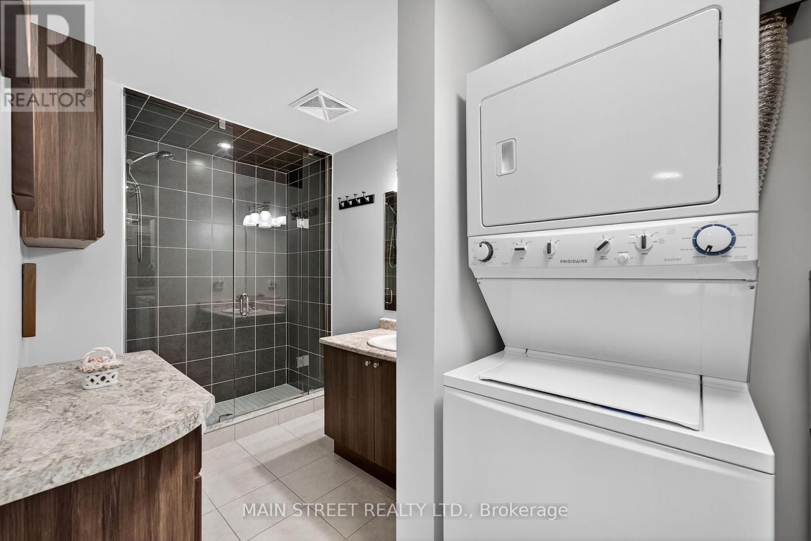 Photo 24 of 303 40 Ferndale Drive S, Barrie ON