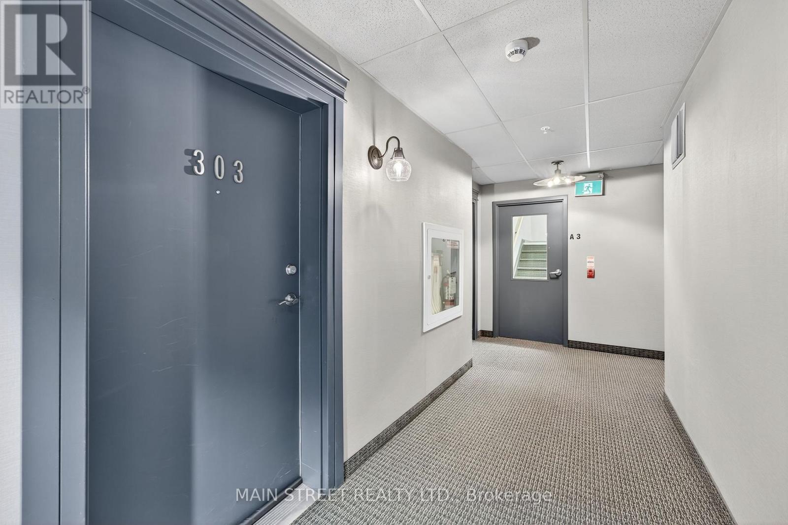 Photo 9 of 303 40 Ferndale Drive S, Barrie ON